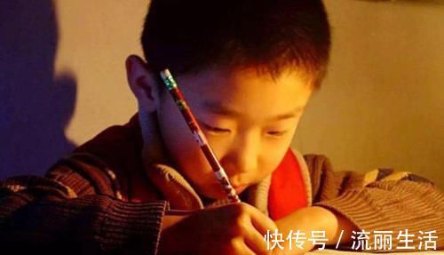 李女士|初中生心脏突然刺痛一下?多半是这3个原因,家长们要重视了