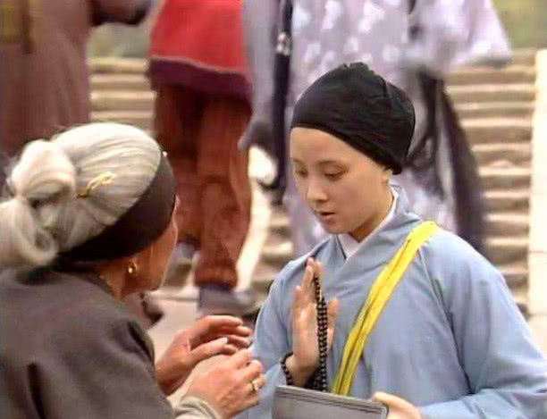 小姐们$《红楼梦》中最聪明的人是刘姥姥：卑微的身份，高洁的灵魂