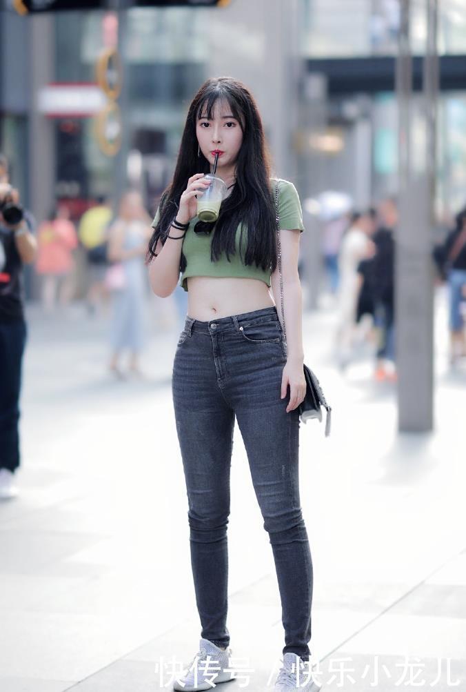 穿搭|看到这个美女,我明白了为什么男人要努力,肯定要追她做女朋友啊
