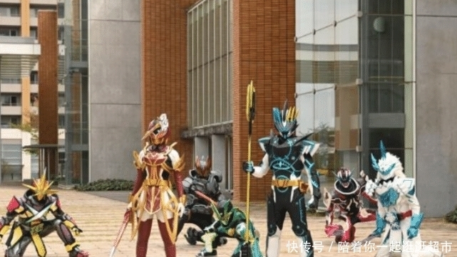 圣主|假面骑士圣刃:海棠复活重掌王剑,贤人成雷剑,剑十圣刃决战圣主