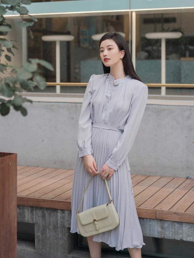 层次感|初秋这样穿明明很简单,但气质与高级并存,照着穿就能做到很洋气