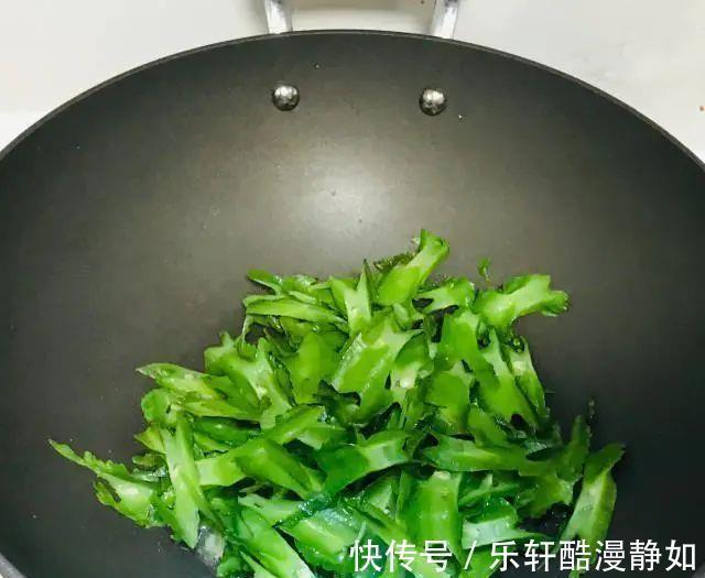 脆嫩|入秋后,这蔬菜碰见别手软,好吃还不贵,清肠刮油,脆嫩又解馋