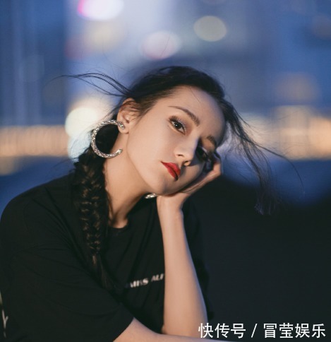 女生|建议想换“发型”的女人秋天少碰下面4款,容易拉低你的气质