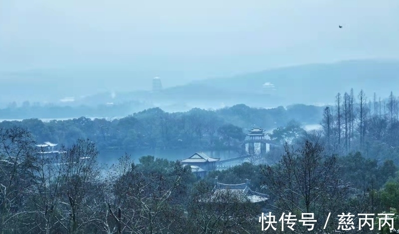 飘雪|杭州满城飘雪，西湖银装素裹美如画