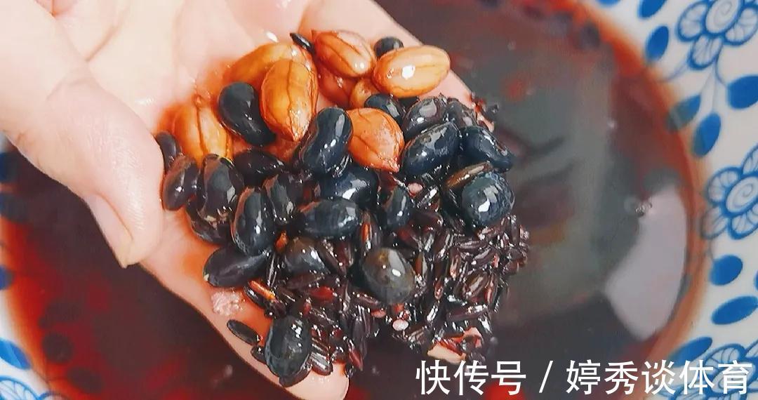 红枣|96岁爷爷吃了40年的养生配方,头发黑人也精神,快为父母收藏起来