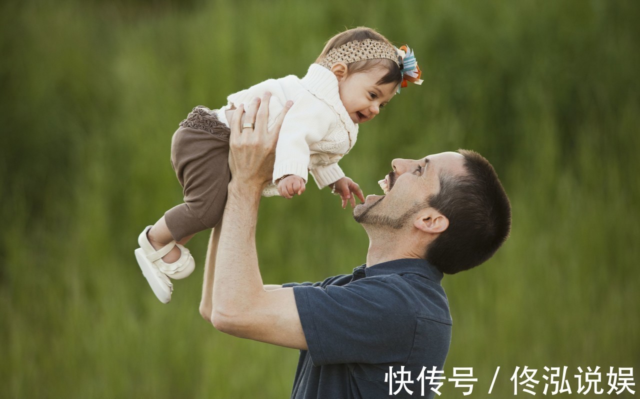 宝宝|4种对婴幼儿有伤害的行为,父母要注意,不管多喜爱也要制止