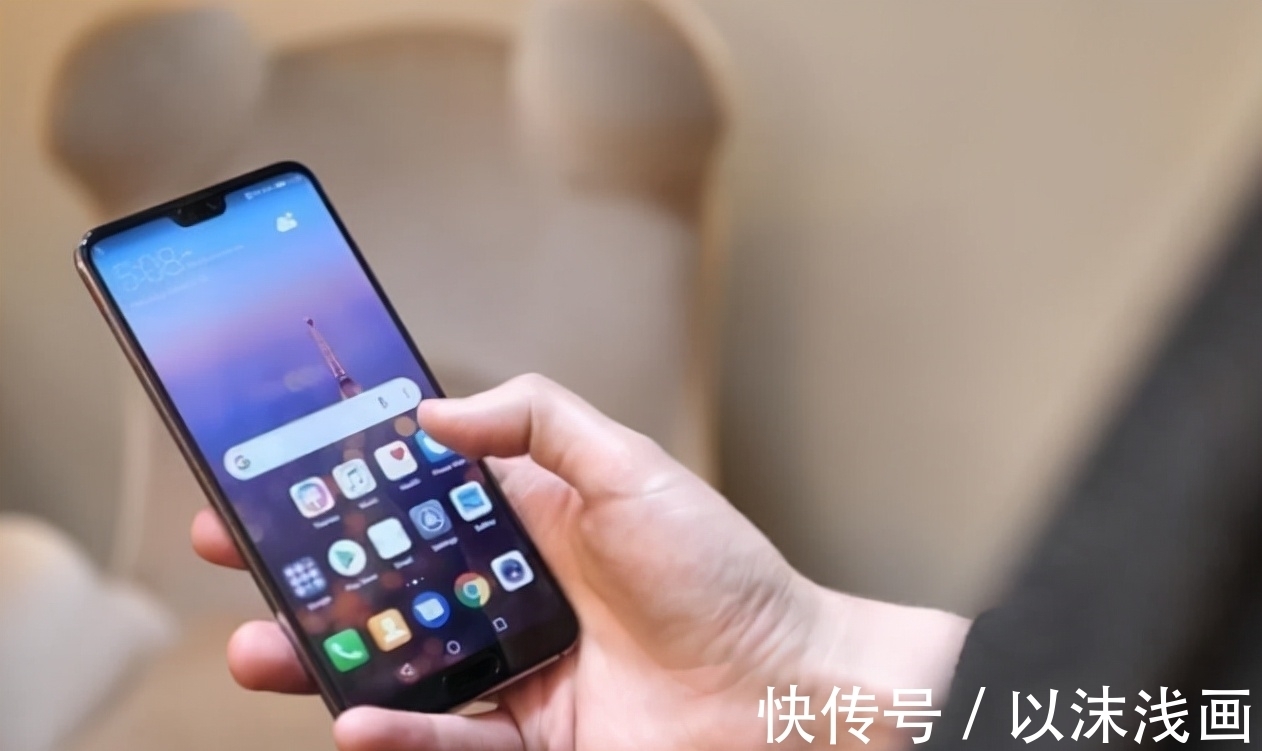 电子商务|实体店老板讲出实情，网上买手机和线下买手机，差别还不小