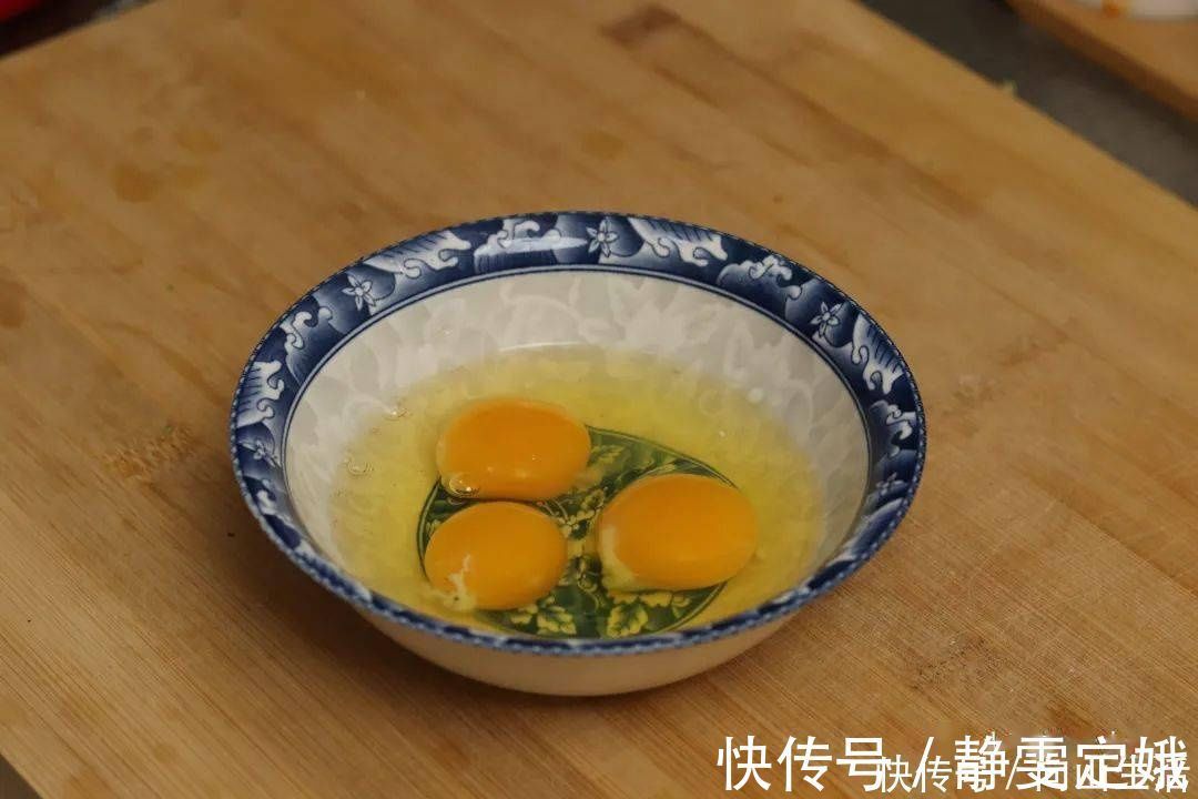 焯水|炒西兰花时，有人焯水，有人直接炒，大厨：都不对，教你正确做法