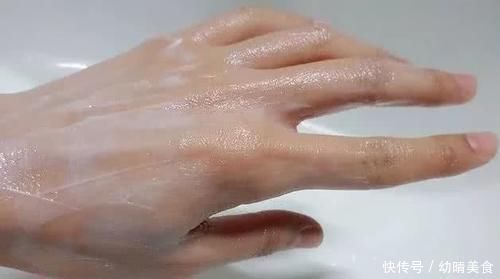 保鲜膜|如何让双手达到“手模”标准掌握3种方法,让你的手指又细又长