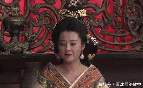 事实|简短的《五侯歌》,揭露了五侯权倾朝野的事实,讽刺了朝廷的软弱