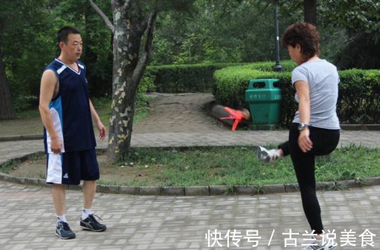 肾脏|29岁小伙,查出肾衰竭,女朋友改嫁他人,悔哭不该乱吃东西