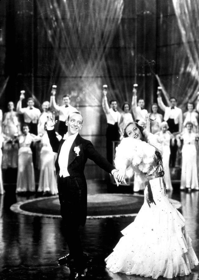 颁发|他死后颁发的格莱美终生成就奖