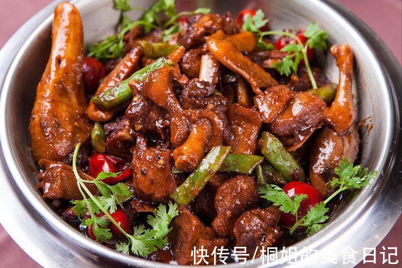 鸭子|寒露后天气转凉，多给家人吃这肉，滋补不上火，又香又嫩价格不贵