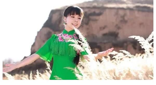 王二妮，唱出陕北高原醇厚质朴的民风