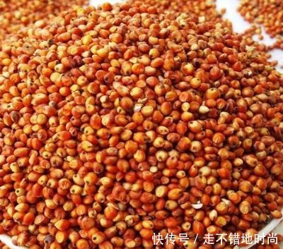 老钓友分享三种野钓鲫鱼饵料配方制作方法！