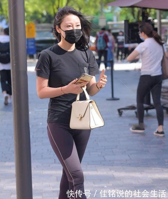 显瘦 光彩夺目的打底裤显瘦好搭配,美出了优雅感,清爽时髦!