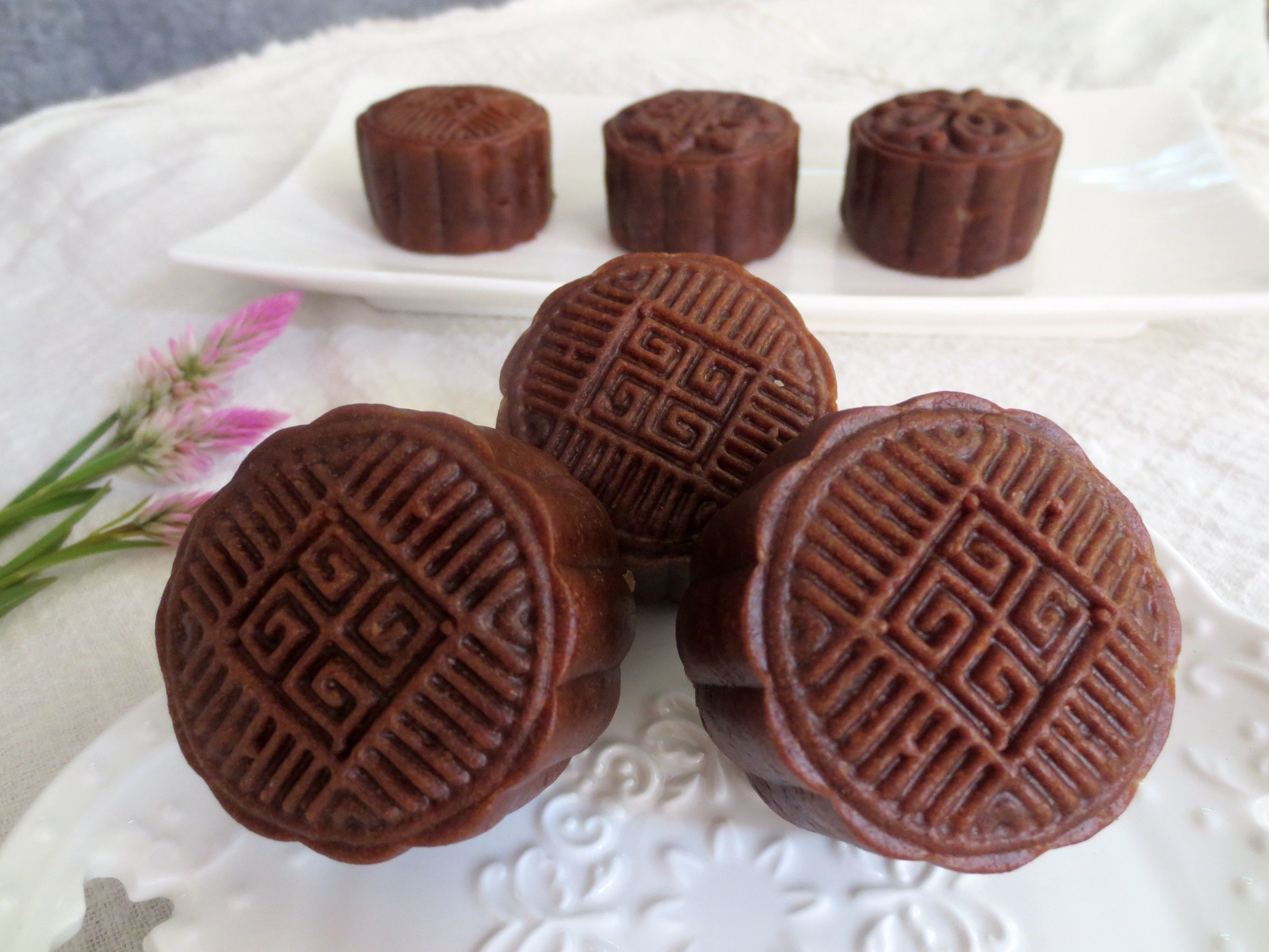 白莲蓉|孩子爱吃的巧克力月饼,原来做法这么简单,学会再也不用买