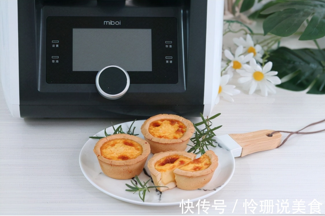 做法简单的布丁塔，这样做外酥里嫩，表面的焦斑很是诱人！