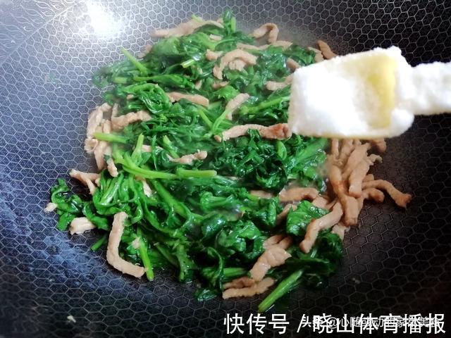 中老年人|经常失眠的人很适合吃这菜，三天两头吃安神助眠，中老年人要多吃