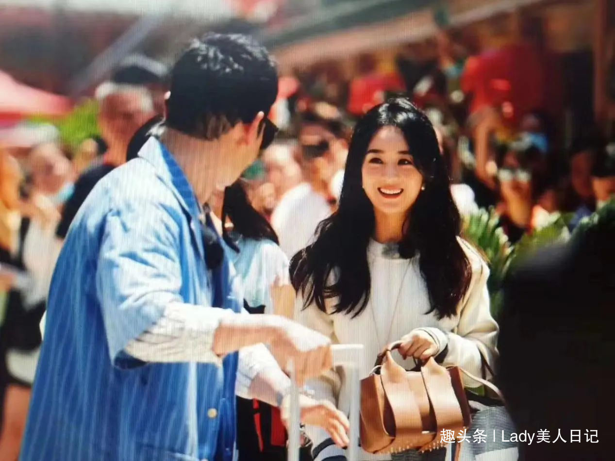 綜藝|趙麗穎資源被截胡《中餐廳》路透圖挺水靈的，綜藝資源依舊強大