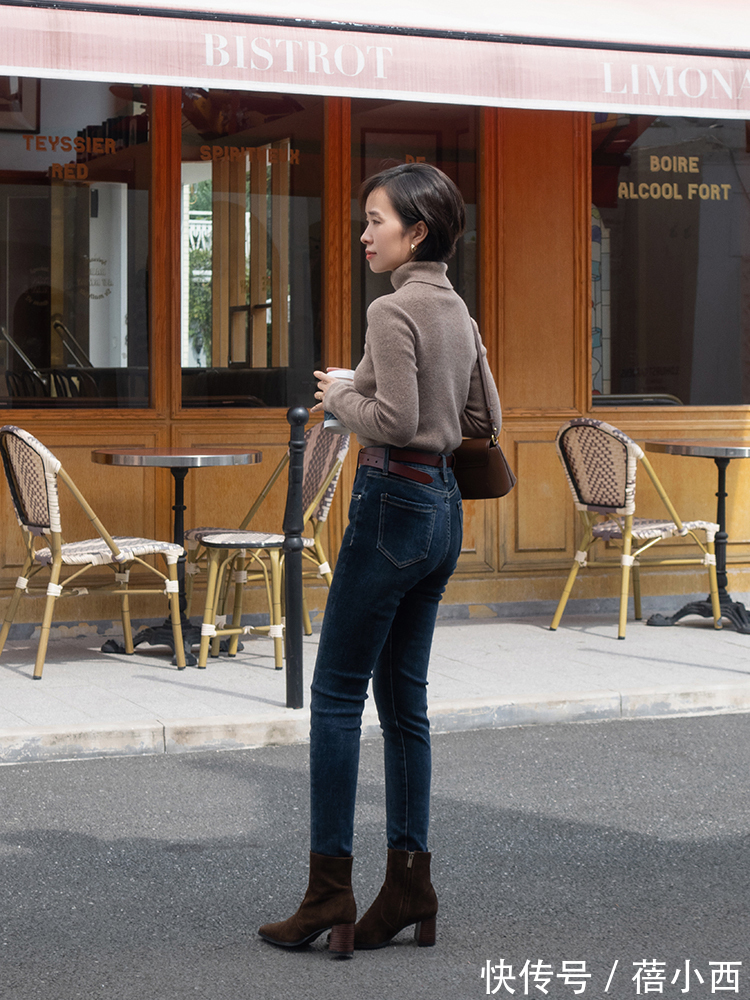 毛衣|冬天建议多穿“裤子”!选“加绒牛仔裤”、通勤西裤,时髦又保暖
