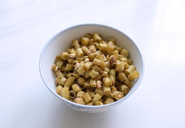 念念不忘|初秋最棒的下饭菜,家人点名要吃,酸辣爽口,不吃两碗米饭不罢休