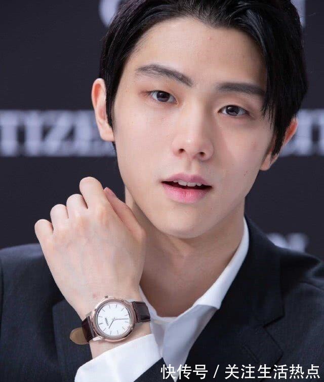 发际线 26岁羽生结弦换的发型告诉我们“心形脸的男士放弃刘海更英气”!