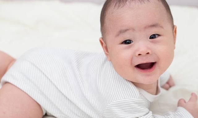 纤维|宝宝几天不大便，除了便秘外还有这种原因