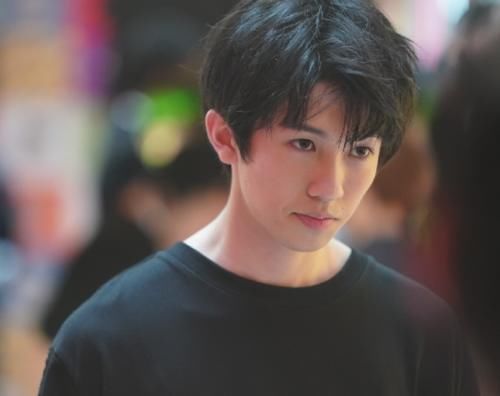  黄其淋|C位预定！《青你3》《创4》大热选手出现，受两档选秀节目争抢