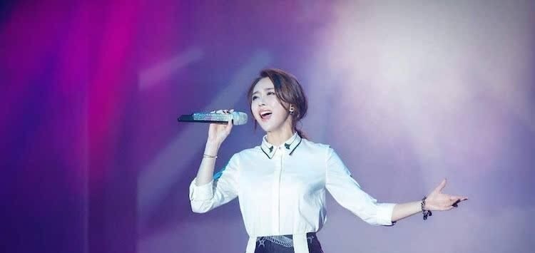 背著丈夫參加中國好聲音,宣稱自己一直單身,爆紅后與丈夫秒離婚