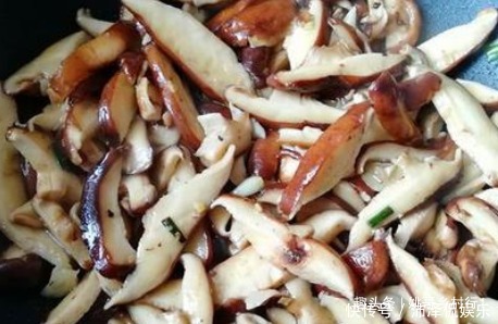 香菇|一道特别好吃的家常菜,做法简单,食材便宜,连吃三天都不腻