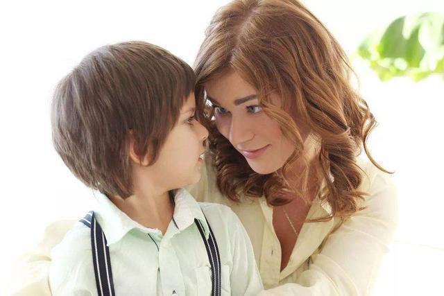 家长|吼叫对孩子不好，可很多父母还在做，试试这样去管教娃