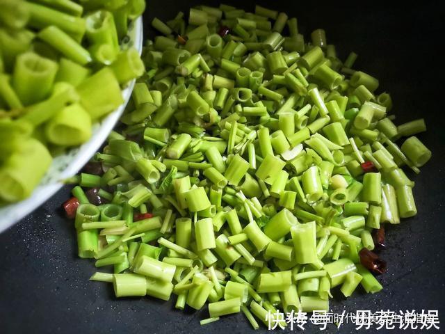 小面|入秋后,这碱性蔬菜要常吃,含钙量是南瓜的4倍,却才2元一斤