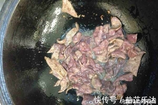 它的营养是猪肉的10倍,5块1斤,多吃少生病,但很多人不爱吃
