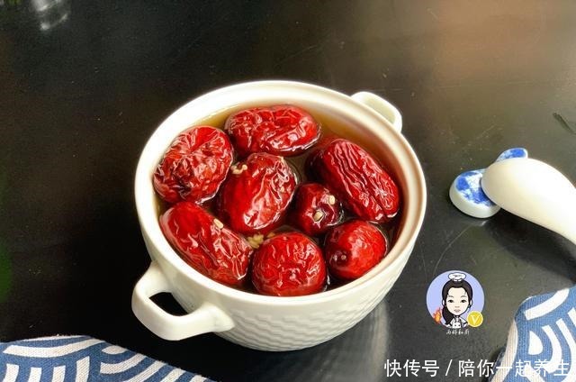 建议大家如工资允许,多囤这5样,每天吃一点,美味又营养