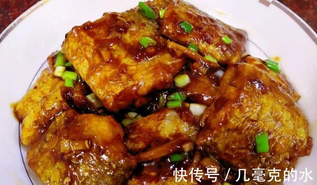 酥脆|想要孩子长得高就吃红烧带鱼，酥脆美味，细嫩美味，营养补钙！