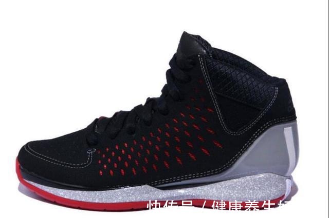 rose4 4大科技加持单只才348克这就是阿迪顶级实战鞋的能力吗!