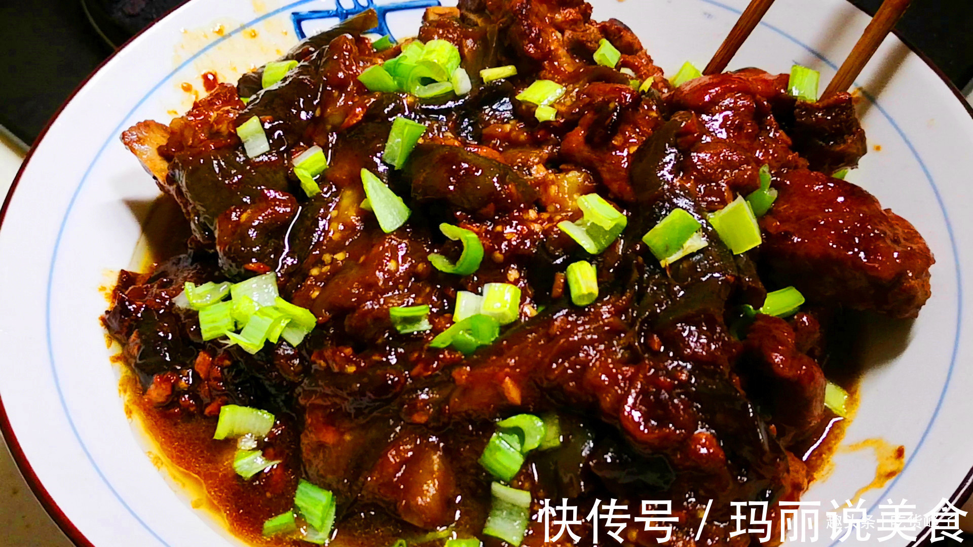 红烧排骨茄子家常做法，鲜香四溢，营养好吃，一大锅不够吃！