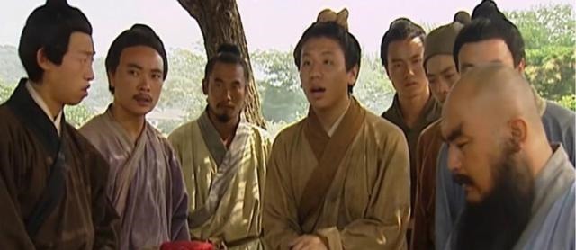 卢俊义|梁山四大高手各有一怕卢俊义林冲最怕枷锁,鲁智深武松最怕啥