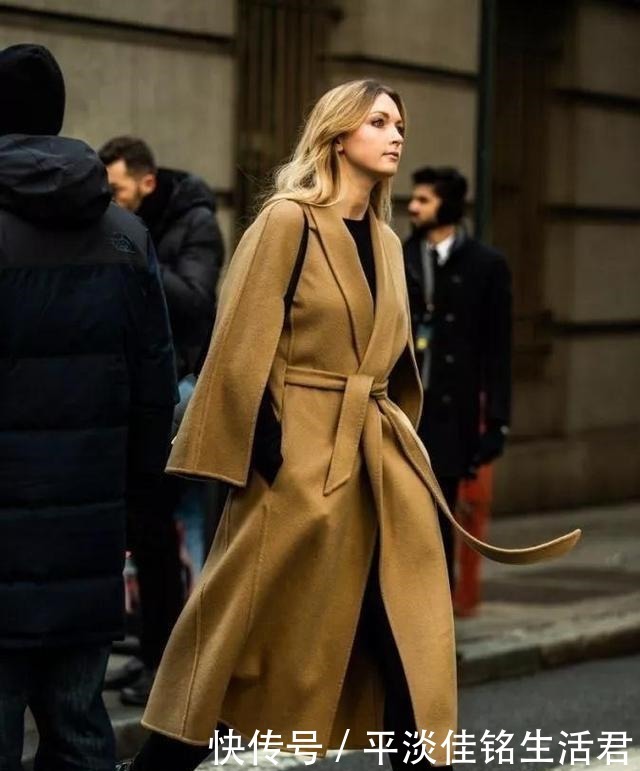 毛绒大|入冬外套先别着急买,建议试试这4件大衣,遮肉保暖一手抓!