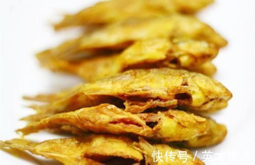 它是鱼腥的“克星”，洗鱼时加一点，保证鱼肉鲜嫩无腥味，特香