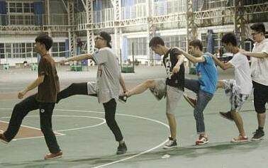 直肠|便秘如果拖一天,毒过三包烟,教你几招摆脱便秘,还你一身轻松