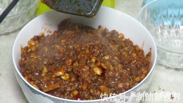 想吃牛肉酱不用买,大厨教你秘制做法,酱香浓郁,方法超简单