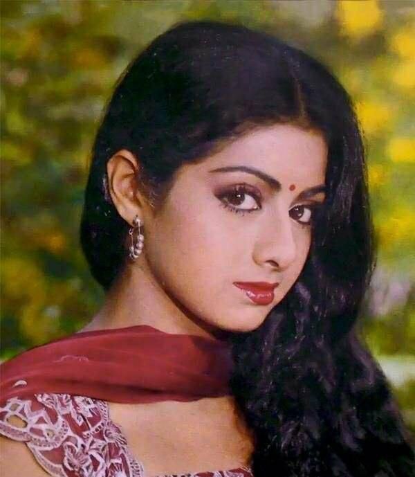 痛惜|痛惜意外溺亡的印度尤物女神拥有无比美丽大眼睛的希里黛玉