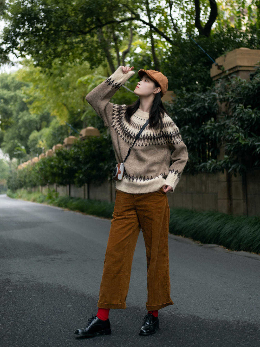 冬天 冬天别再穿马丁靴了!试试这几款小皮鞋,气质、格调瞬间就起来了