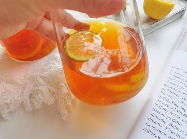 食材|自制夏日饮品，简单又好喝，3种食材煮一煮就可以，清热解暑