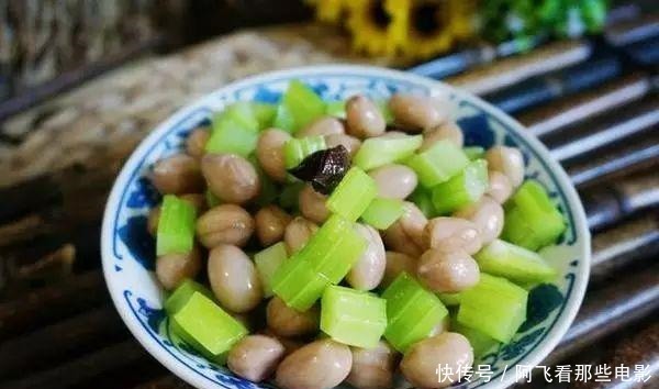 多吃这个凉拌菜,清爽可口,下酒开胃