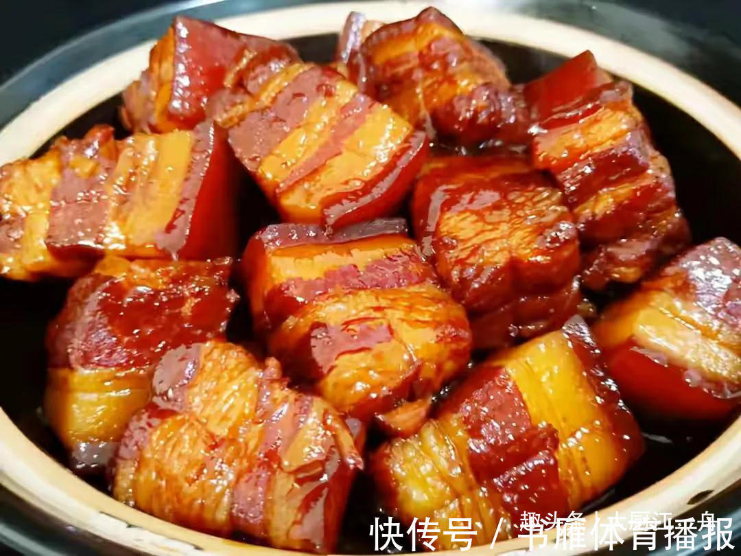 猪皮|做红烧肉，最忌焯水和用水炖了，教你一招，肥而不腻，太解馋了