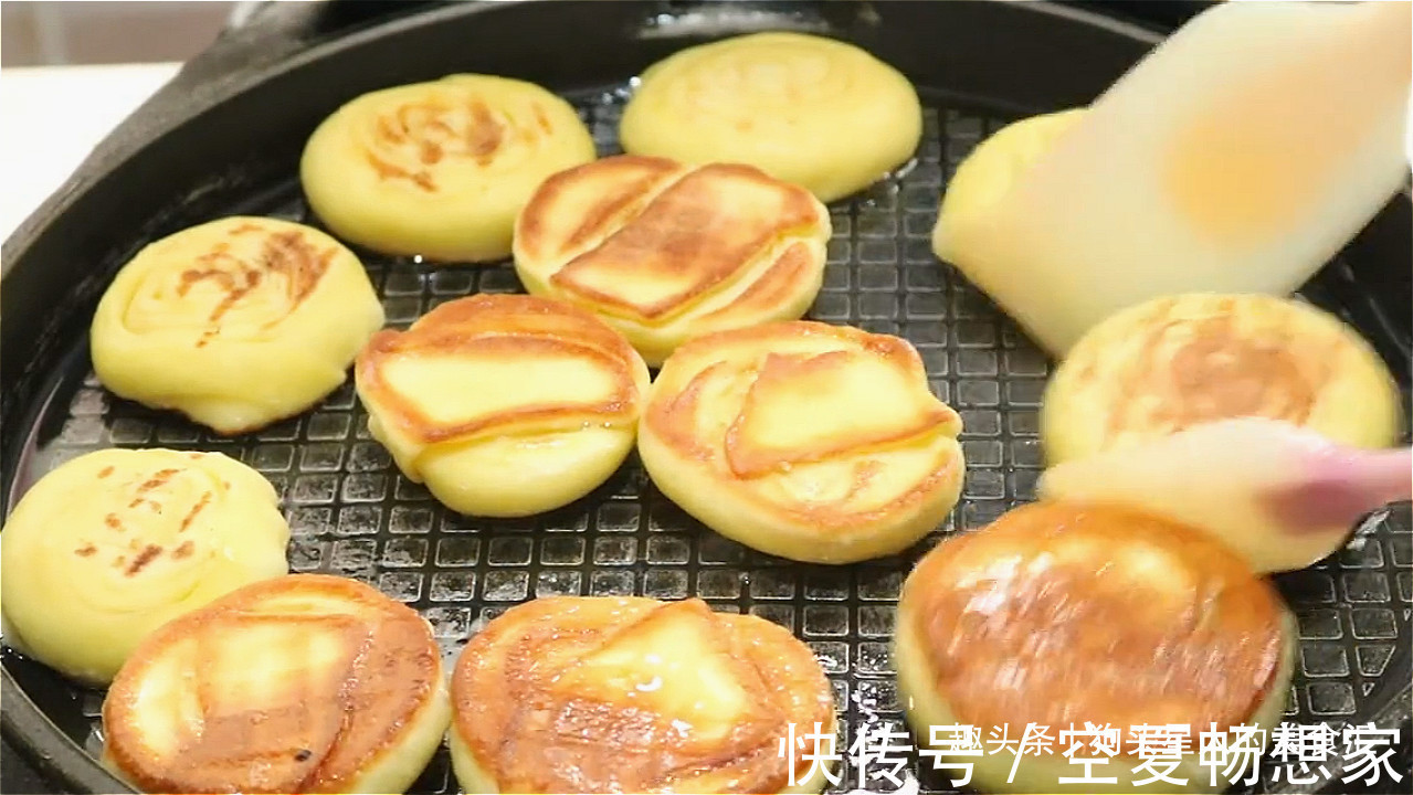 鸡蛋|面粉加鸡蛋的美味做法，外皮酥脆，层次丰富，看着都流口水