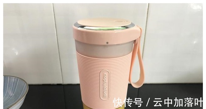 茶餐厅30元一份的甜品，在家10元做2份，香浓顺滑，夏天最爱！